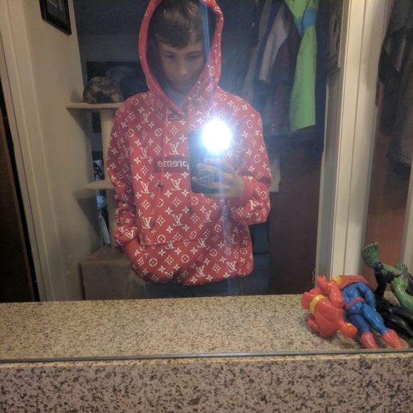 Meet your Posher, Brodrick - Picture 1 of 1